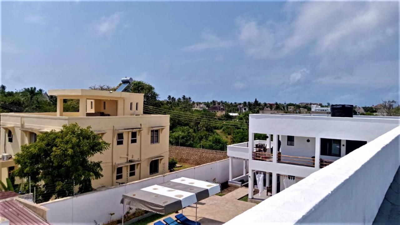 V-Szameitat Homes, Kongo River Diani Beach Extérieur photo